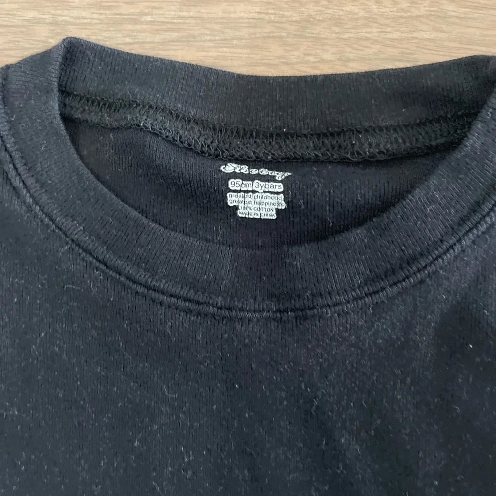 EUC 5 Boys 3T T Shirts - Picture 6 of 10